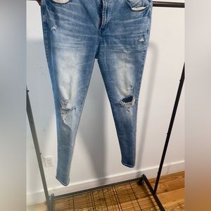 Stylish Ripped Skinny Jeans size 36/32